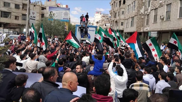 مظاهرات حاشدة في 4 دول عربية تنديداً بالعدوان الإسرائيلي على غزة
