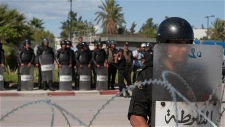 الأمن التونسي يوقف مئات المهاجرين غير النظاميين في صفاقس ويكشف مخططاً للاعتداء على الأمن