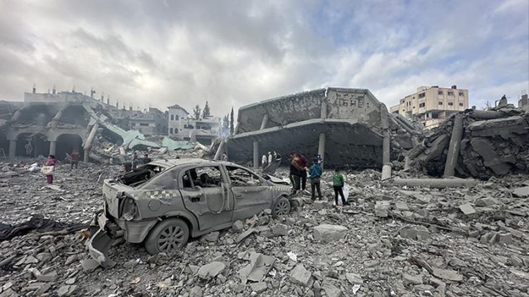 الأونروا تحذر من تفاقم الأوضاع الصحية في غزة نتيجة الهجمات الإسرائيلية المتكررة