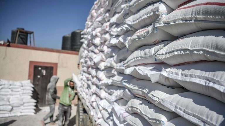 الأونروا: نفاد إمدادات الطحين في غزة وهجمة إنسانية تتطلب رفع الحصار