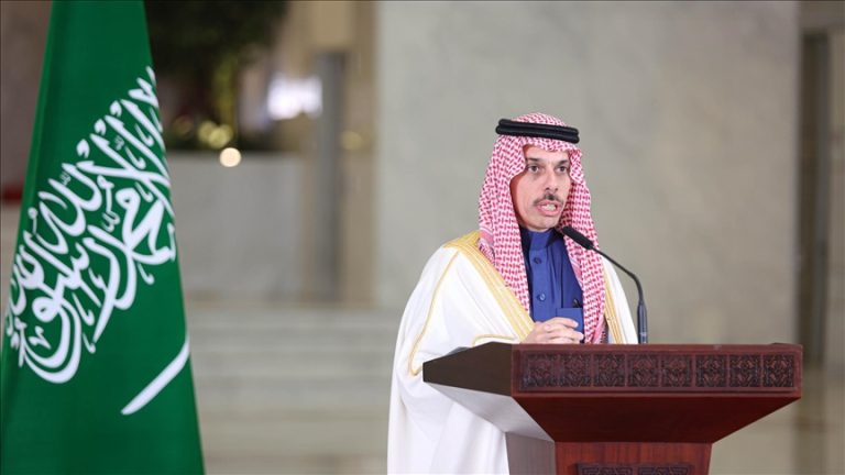 وزير خارجية السعودية يصل واشنطن لبحث العلاقات الثنائية مع الإدارة الأمريكية الجديدة