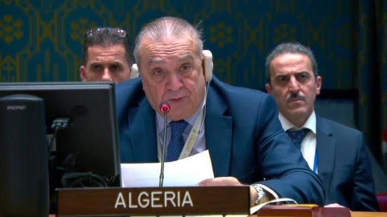 الجزائر: إسرائيل تتبنى عقاباً جماعياً وجريمة حرب جديدة في غزة