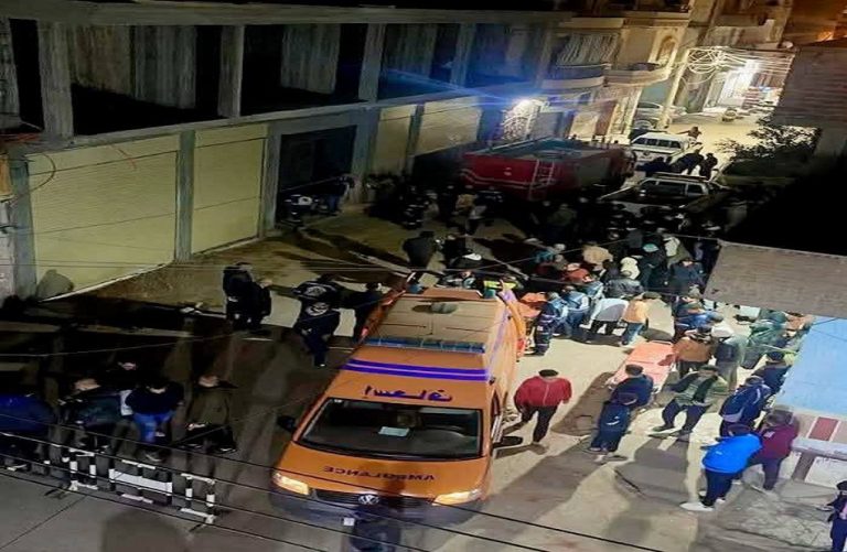 مصر..إصابة 4 عمال انهار بهم سقف مصنع تحت الإنشاء بالدقهلية