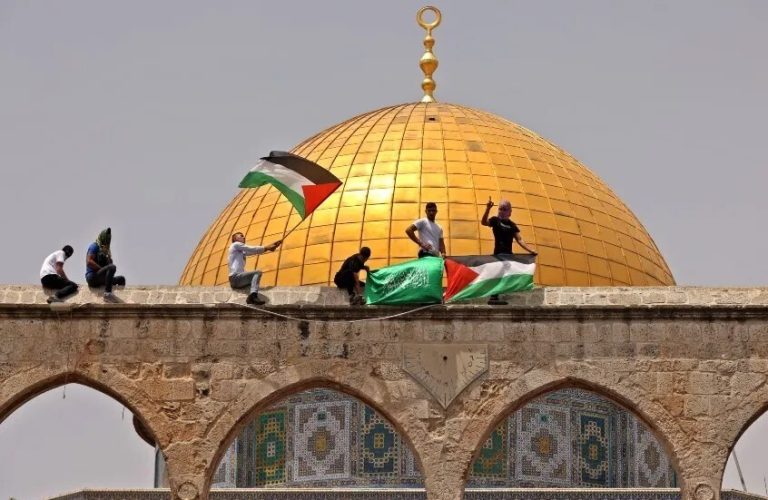 مصر واليونان يطالبان بتنفيذ وقف إطلاق النار في غزة