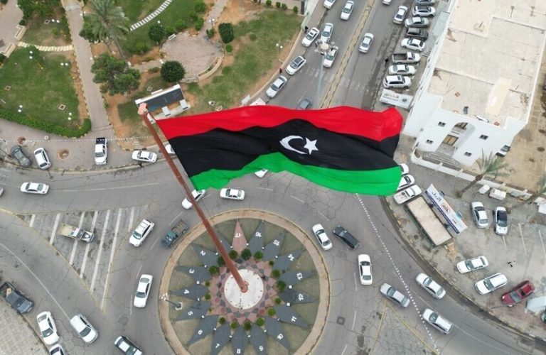 ليبيا.. عقيلة صالح يوجّه بتجميد الصرف وبنوك ليبية كبرى تعلن العصيان المدني