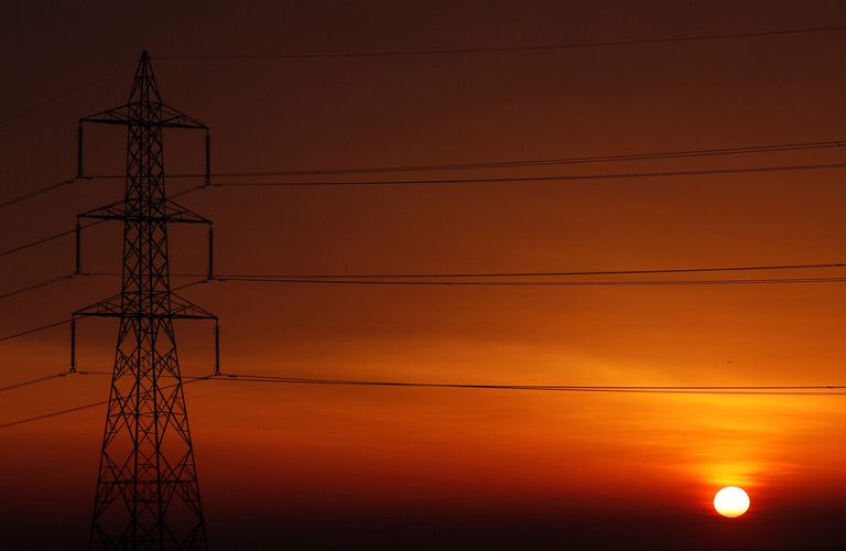 مصر.. الكهرباء تُعلن عدم انقطاع الكهرباء طوال فصل الصيف