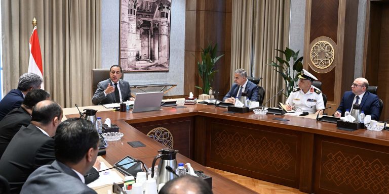 مجلس الوزراء يخطط لاستثمار الآثار الغارقة في خليج أبي قير لتعزيز قطاع السياحة