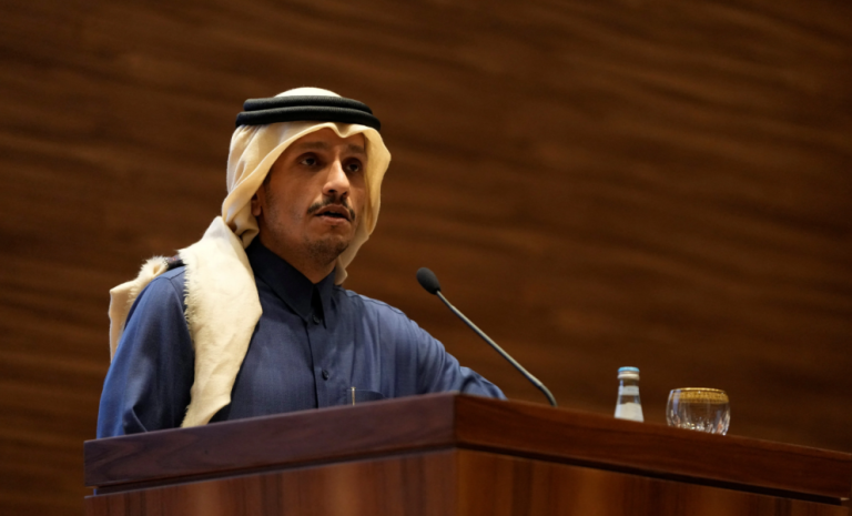 في حوار مع واشنطن بوست..رئيس الوزراء القطري يحذر  من تأثير العقوبات على استقرار سوريا