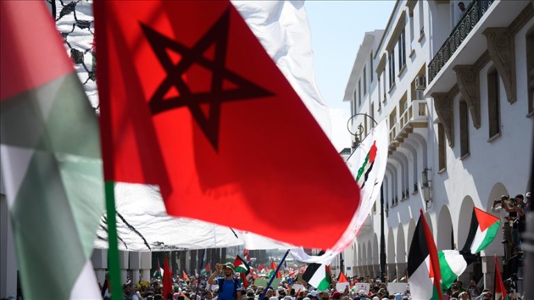 آلاف المغاربة يواصلون التظاهر للأسبوع الـ76 دعماً لغزة ورفضاً للإبادة والتطبيع