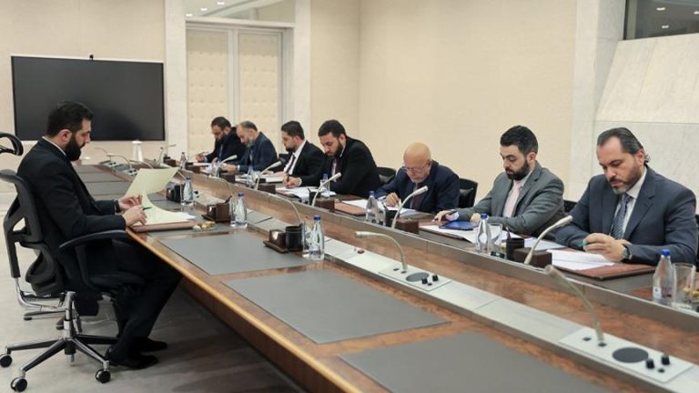 الشرع يناقش تعديل قانون الاستثمار لتعزيز الاقتصاد الوطني