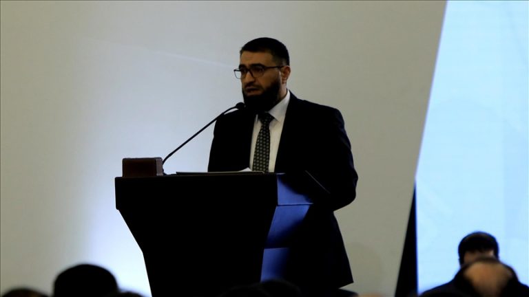 وزير العدل السوري يؤكد عزم الحكومة على تجريم الاعتداء على المقدسات الدينية