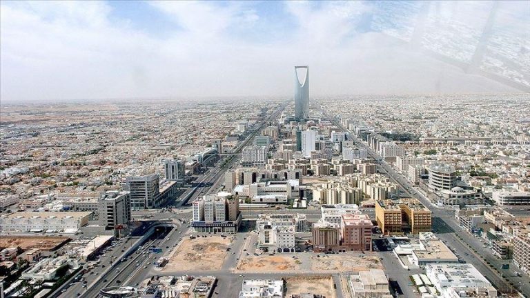 وصول القادة الخليجيين إلى القمة الأمريكية في الرياض
