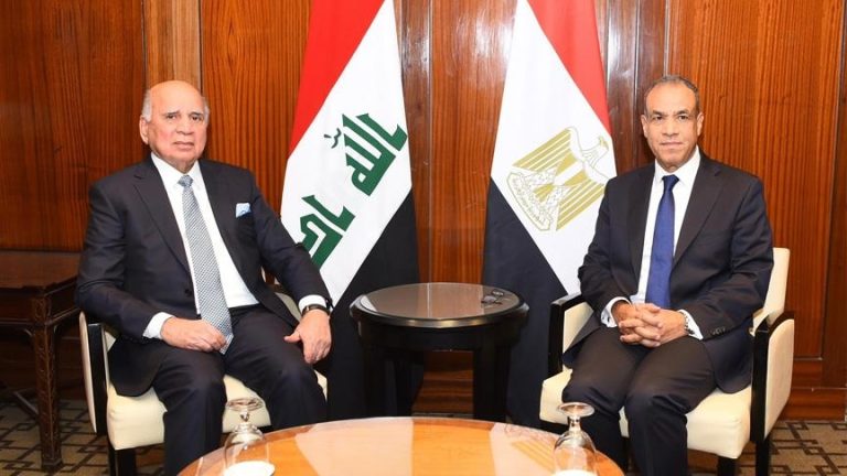 مصر والعراق يجتمعان لدعم جهود استئناف وقف النار في غزة وتعزيز خطة إعادة الإعمار العربية