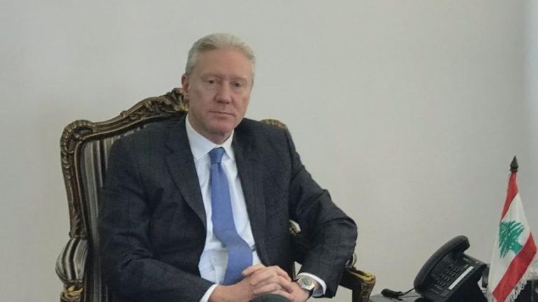 وزير الخارجية اللبناني يؤكد أهمية دور “اليونيفيل” خلال اجتماع مع قائد القوات الدولية