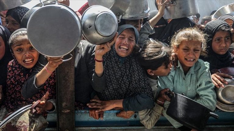 الأونروا: الجوع في غزة “جزء من الأهوال” في القطاع الفلسطيني
