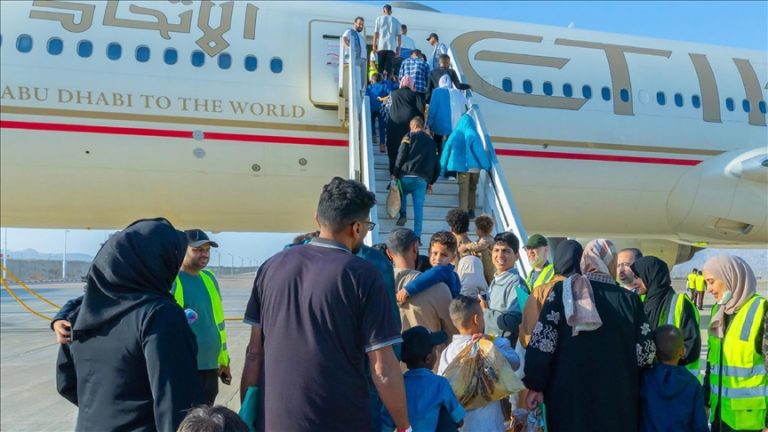 الإمارات تُسيّر رحلة إخلاء طبي جديدة لنقل 101 مريضاً فلسطينياً من غزة إلى أبوظبي