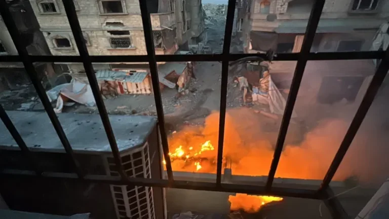 حماس تدين قصف مستودع الأدوية في مستشفى العودة: استهداف ممنهج للمنظومة الصحية في غزة