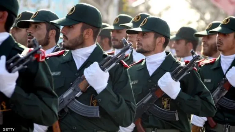 الحرس الثوري الإيراني يعتقل 16 “عميلاً” لإسرائيل في محافظة لرستان غرب إيران