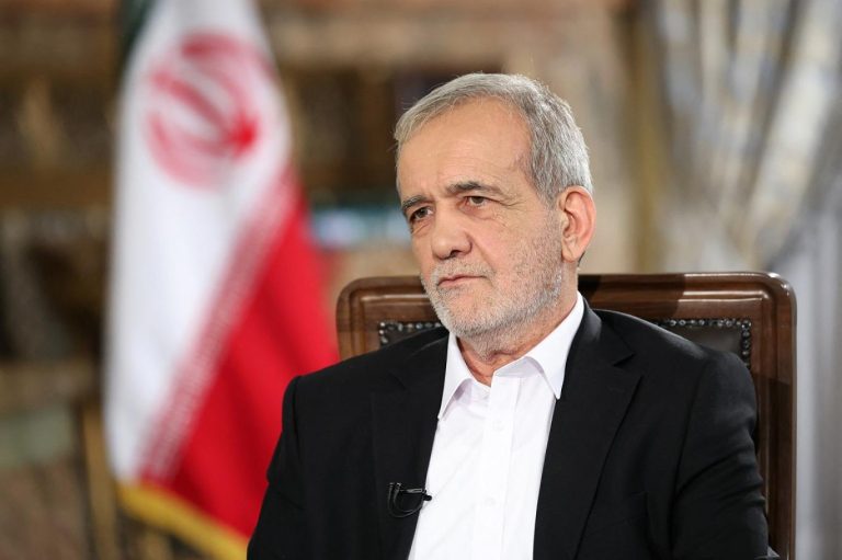 الرئيس مسعود بزشكيان: “رد إيران القوي سيجعل العدو يندم على فعلته الحمقاء”