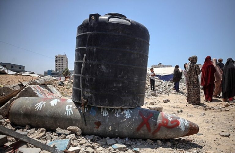 الأونروا”: جياع غزة يزحفون تحت وابل قصف الاحتلال للبحث عن الطعام