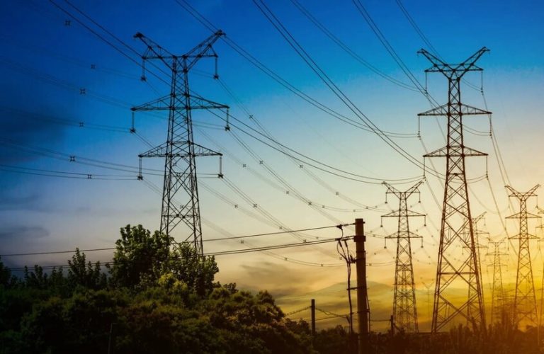 مصر تضاعف تصدير الكهرباء إلى الأردن بسبب التصعيد بين إسرائيل وإيران