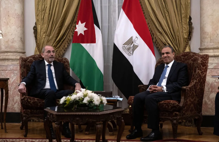 مصر والأردن تحذران من مزيد من الفوضى بالمنطقة