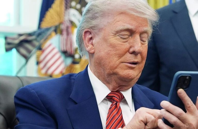 ترامب يصف رئيس الاحتياطي الفيدرالي الأمريكي الحالي بالأحمق