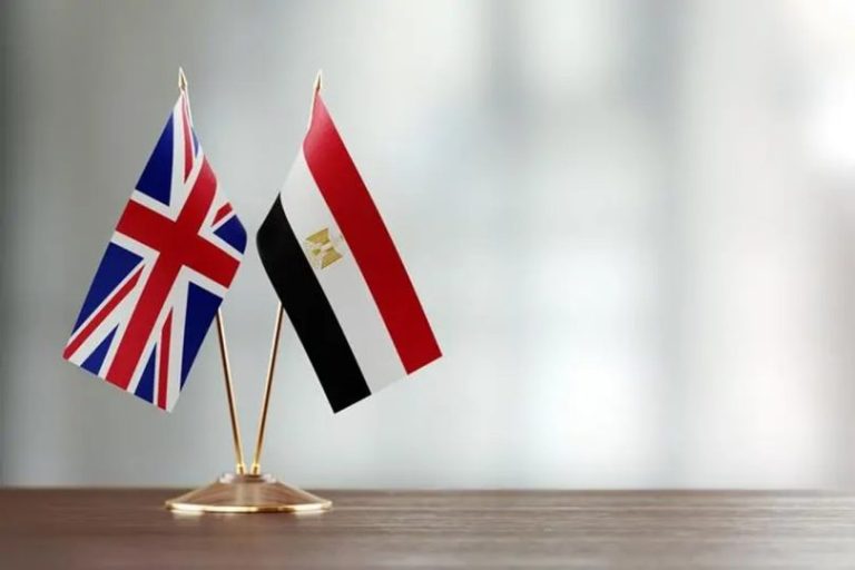مباحثات مصرية بريطانية لمواجهة تحديات الشرق الأوسط