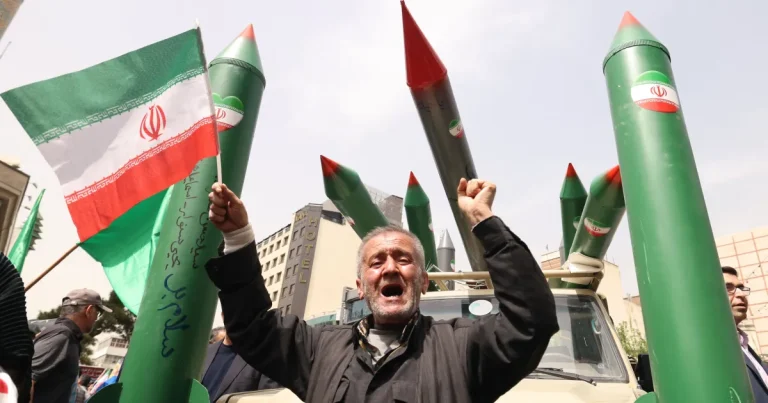إيران تعلن إحباط مخطط تخريبي واعتقال عنصرين تابعين لـ«الموساد» في إقليم البرز