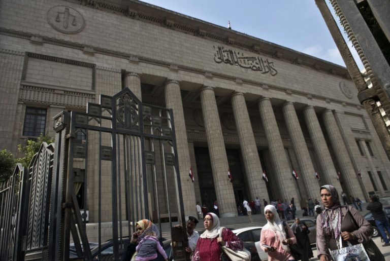 مصر.. تعرف على أبرز أسماء المفرج عنها من نيابة أمن الدولة