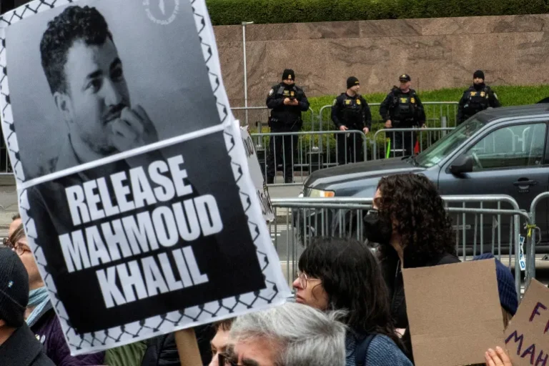 قاضٍ أميركي يأمر بالإفراج عن الناشط محمود خليل بعد احتجازه بسبب نشاطه المؤيد لفلسطين