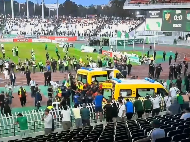 ارتفاع حصيلة وفيات حادث ملعب 5 يوليو إلى 3 وإصابة أكثر من 70 شخصاً في الجزائر