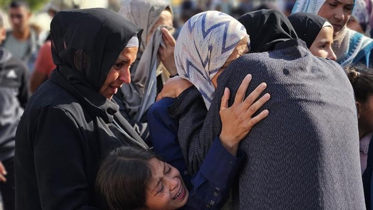 المرصد الأورومتوسطي: إسرائيل تستخدم المساعدات الإنسانية كأداة للإبادة الجماعية في غزة