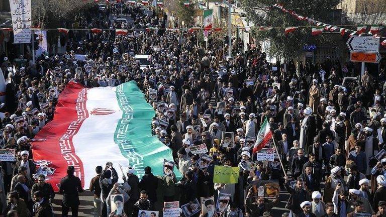 مظاهرات حاشدة في طهران ومدن إيرانية تنديدًا بالعدوان الإسرائيلي