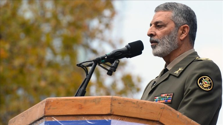 خامنئي يعيّن عبد الرحيم موسوي رئيسًا لأركان الجيش خلفًا لباقري بعد اغتياله في الهجوم الإسرائيلي
