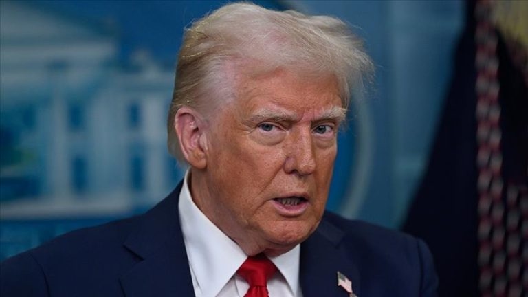 ترامب يعلن عن وقف إطلاق نار “غير محدود” بين إسرائيل وإيران ويصفه بيوم عظيم للسلام في الشرق الأوسط