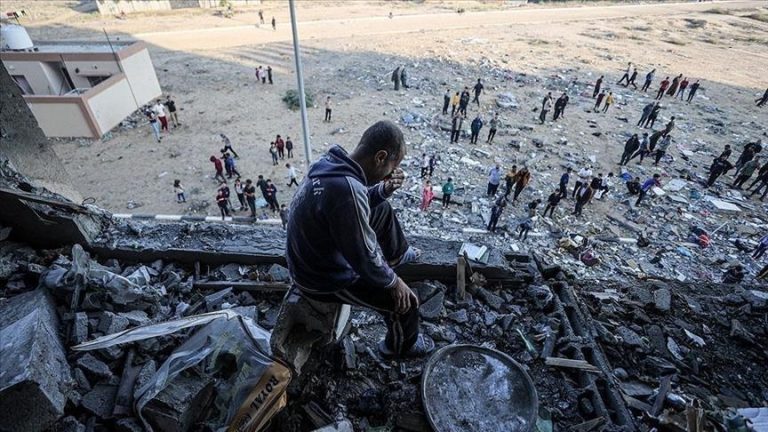 فيليب لازاريني: منع الصحفيين الدوليين من دخول غزة “حظر على نقل الحقيقة”