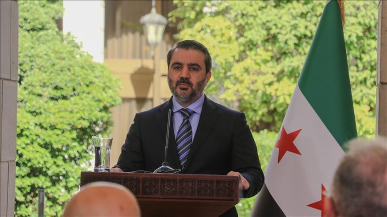 سوريا ترحب برفع العقوبات السويسرية وتصفه بـ”الخطوة الإيجابية” لدعم الشعب وإعادة الإعمار