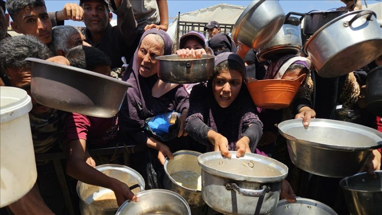فاو وبرنامج الأغذية العالمي: 2.1 مليون فلسطيني في غزة يواجهون خطر المجاعة