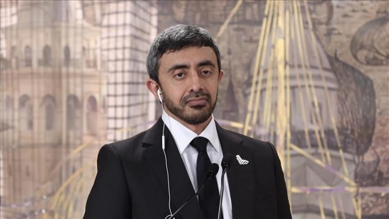 الإمارات تعرب عن قلقها البالغ وتطالب بوقف فوري للتصعيد بعد استهداف المنشآت النووية الإيرانية