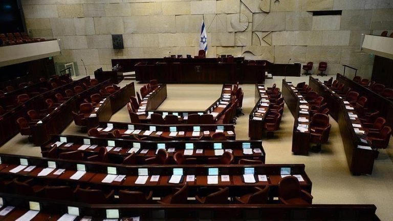 أحزاب المعارضة الإسرائيلية تستعد للتصويت على مشروع قانون حل الكنيست