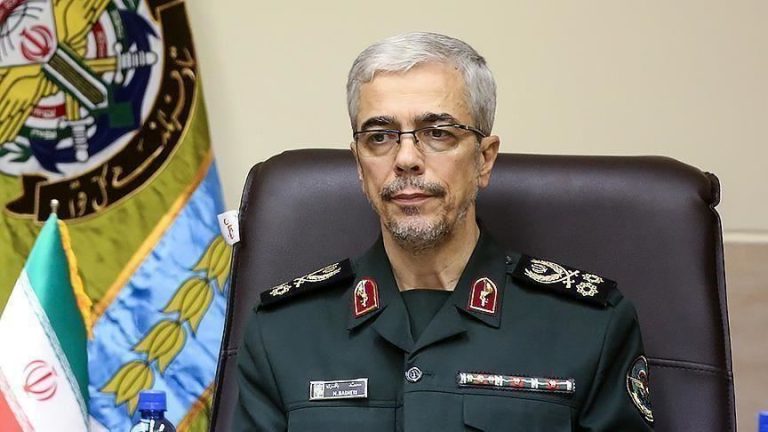 رئيس الأركان الإيراني يوجه تحذيراً لأميركا: “فتحتم المجال لرد قوي على مصالحكم وقواتكم”