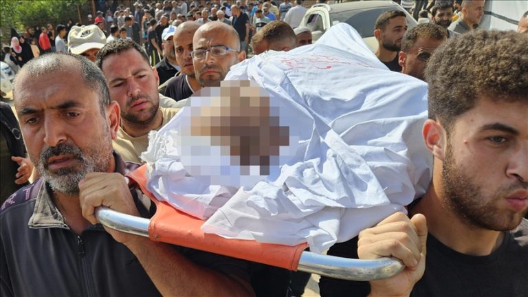 وقفة احتجاجية في آسفي بالمغرب دعماً لغزة وتخليداً لذكرى عائلة النجار.
