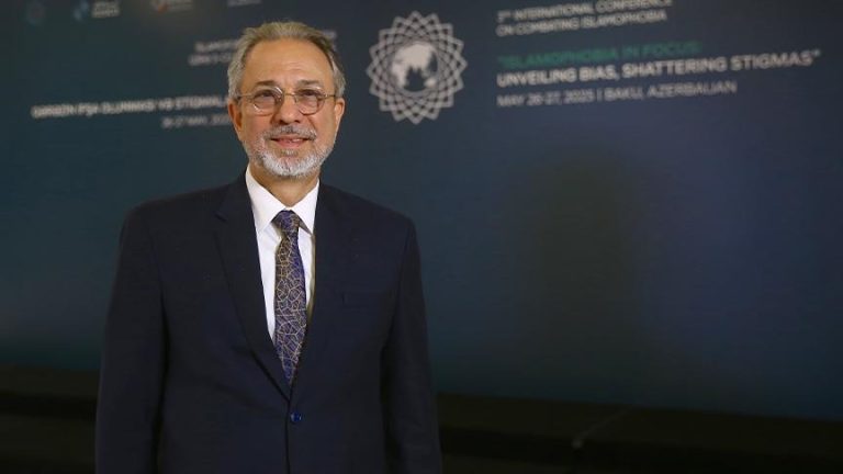 محمد باتشاجي: الإسلاموفوبيا تُشكل تهديدًا حقيقيًا للإنسانية على الدول الاعتراف بذلك