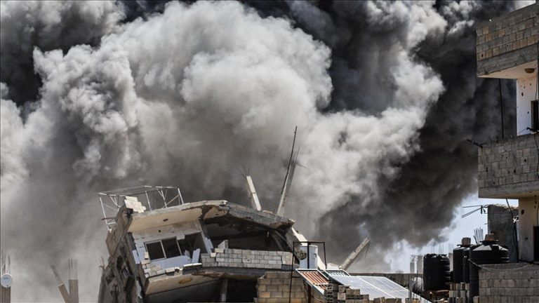 الجيش الإسرائيلي يدمر أكثر من 240 وحدة سكنية في قطاع غزة