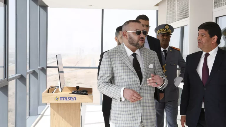 الملك محمد السادس يؤكد حرص المغرب على تعزيز العلاقات الطيبة مع الجزائر