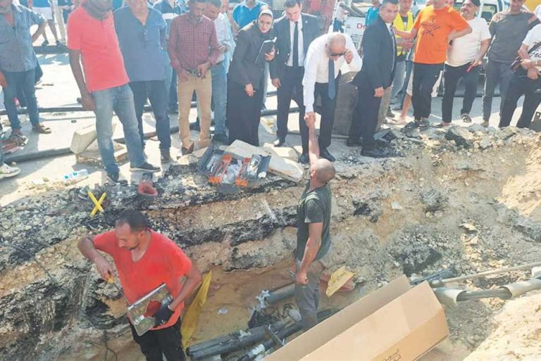 بعد ملاحظة رائحة الغاز بشكل واضح … صيانة طارئة لخط الغاز بشارع البحر الأحمر في الجيزة اليوم