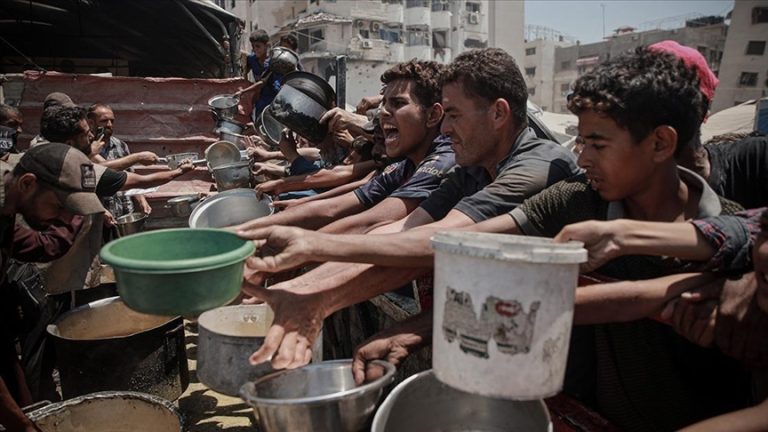 منظمة الصحة العالمية تحذر: سوء التغذية يفتك بأطفال غزة والنظام الصحي ينهار