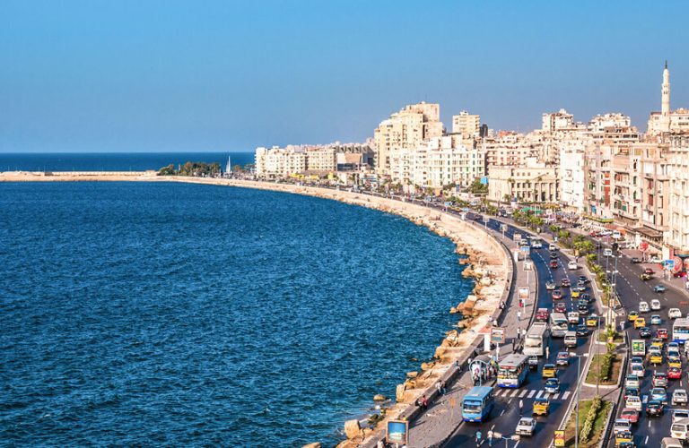 ما حقيقة ما يجري في البحر المتوسط؟