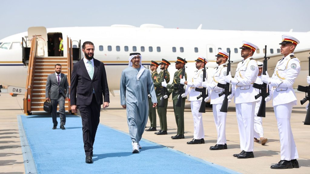 أحمد الشرع يصل إلى الإمارات في زيارة رسمية